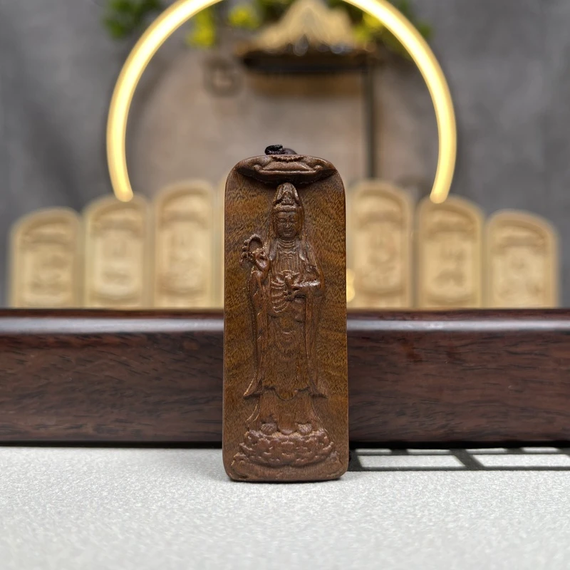 大号的--净瓶观姐姐吊坠手把件正区达拉干天然精工原木雕刻