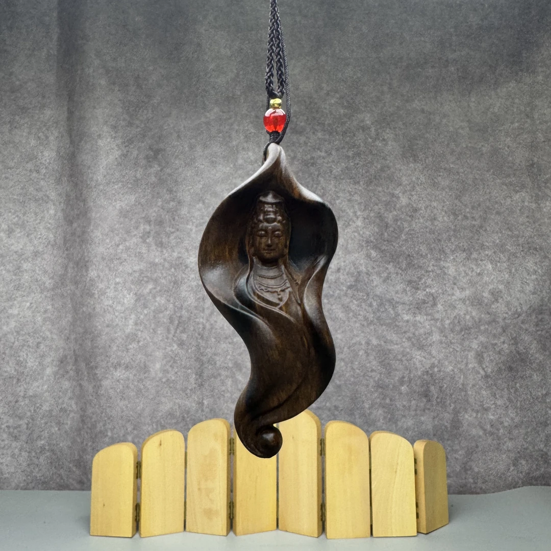 增香沉香木一叶观音随型自在赠脖挂绳精工天然木雕挂件手把件