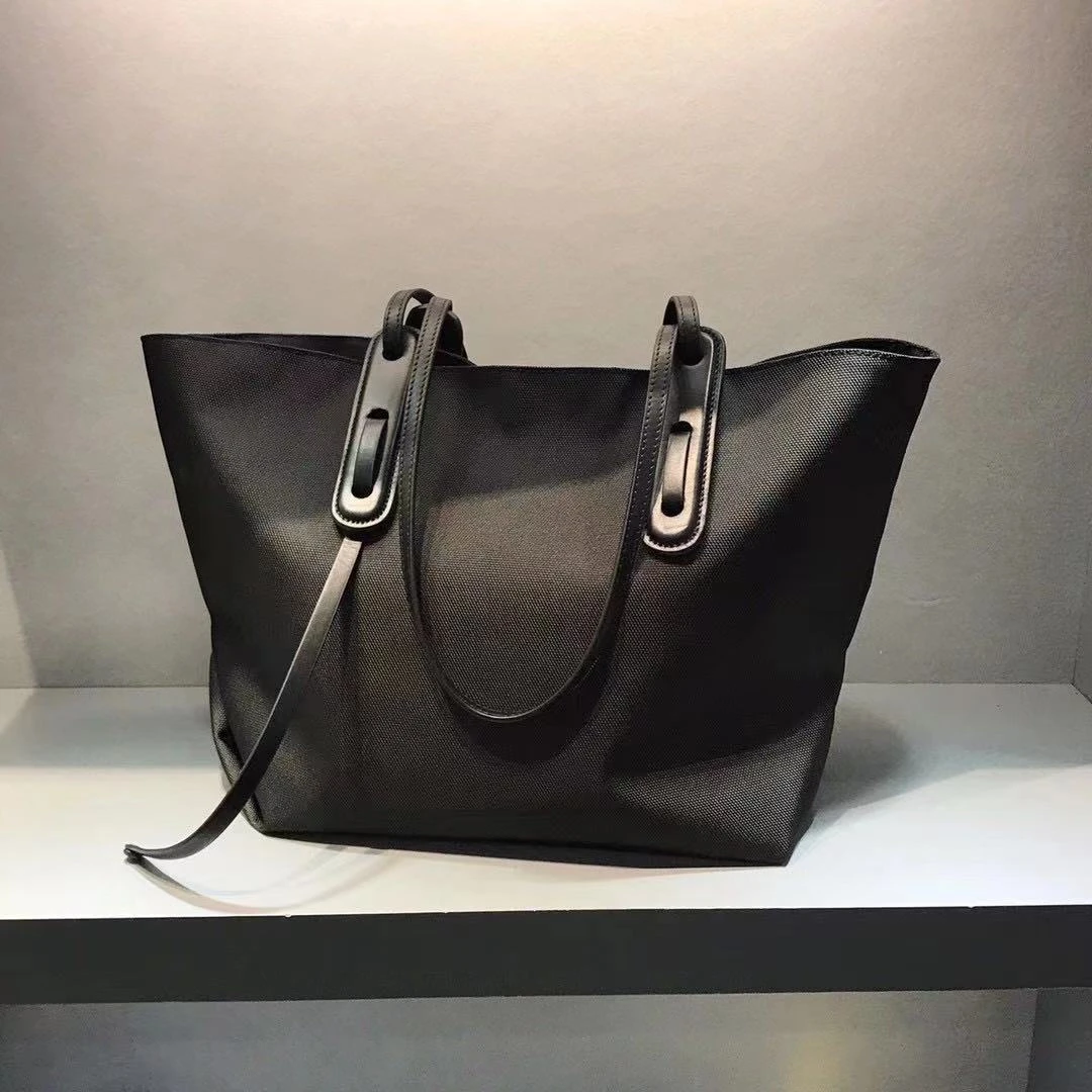 【Hua】18082-2 女士休闲百搭单肩大口袋背包