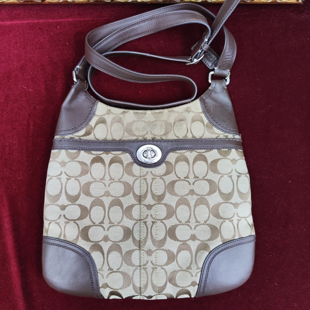 95新 COACH/蔻驰 【六六中古】孤品老花斜挎包cb236尺寸28*29