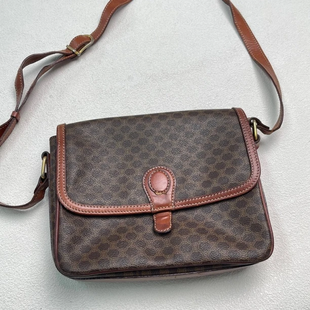 90新 Celine/思琳 【六六中古】孤品单肩斜挎包cb498尺寸24*19*7