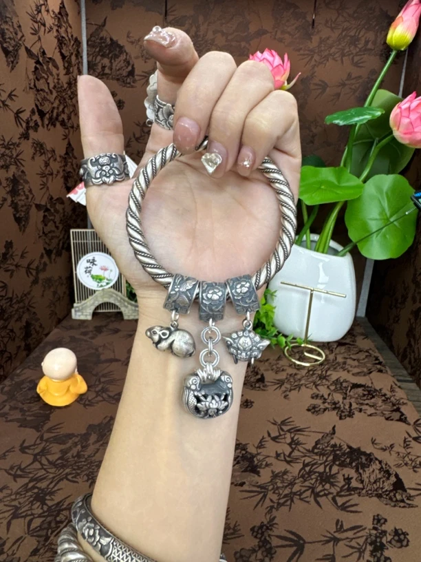 足银手镯 小郑家纯银手镯