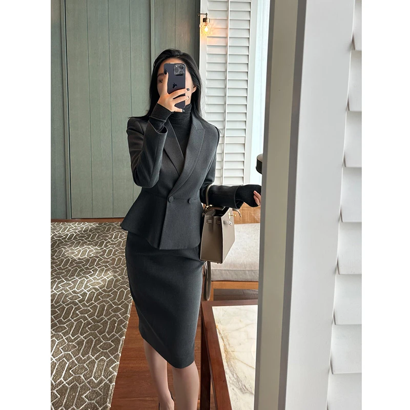 秋冬高智淡人深灰色小西服高级感显瘦包臀半身裙职业裙西装套装女