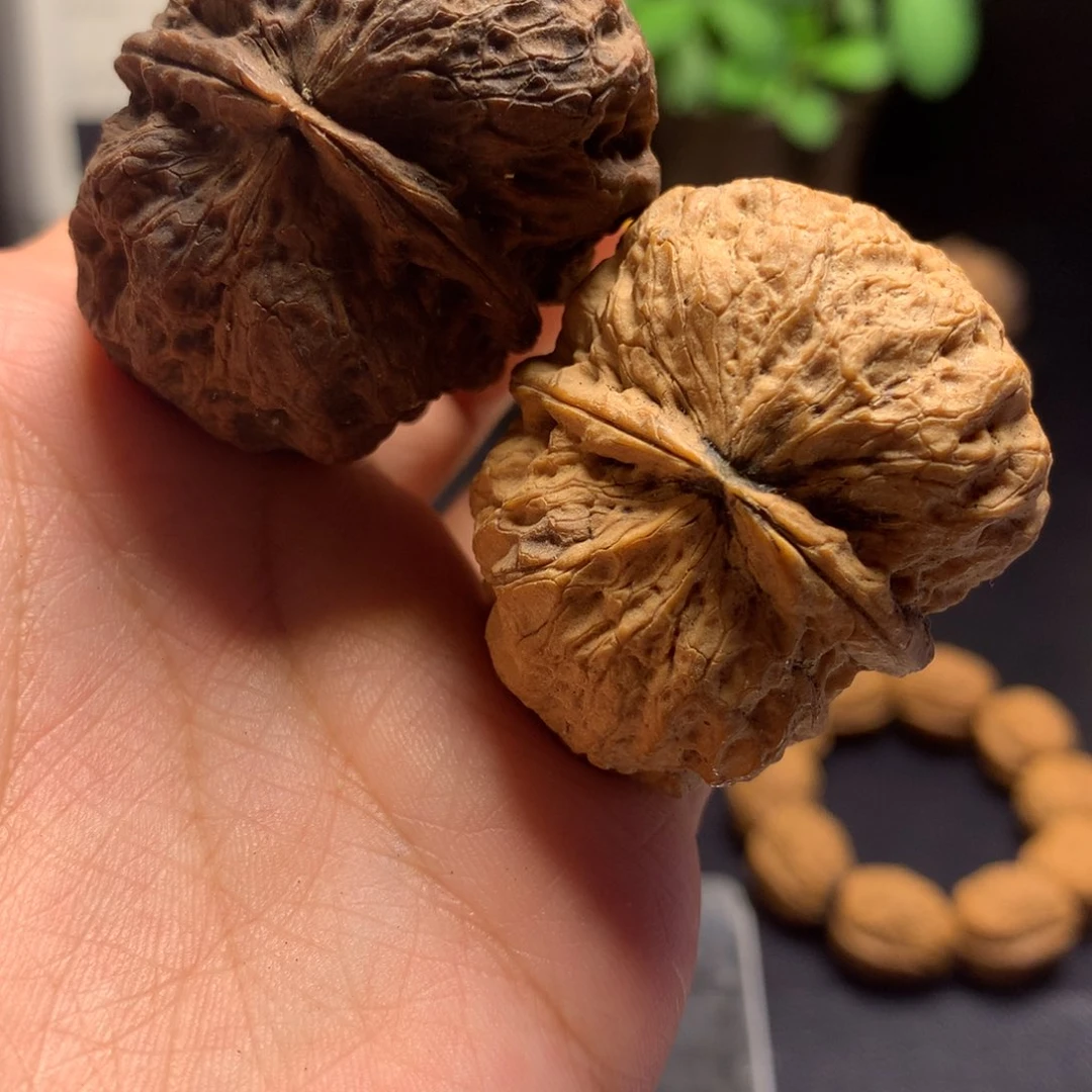 【闪购商品】文玩核桃吊坠L包罗万象