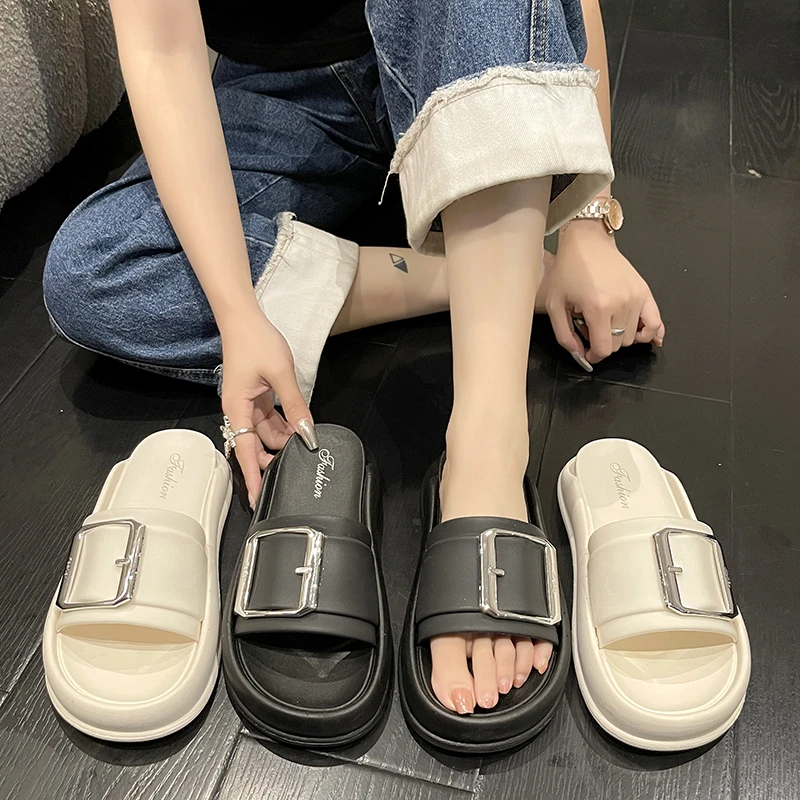 C621年新款沙滩拖鞋女外穿春夏时尚女士厚底一字凉拖鞋女