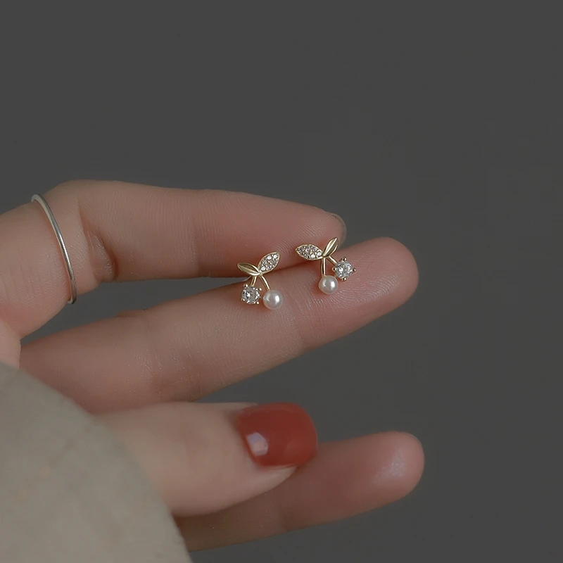 铜合金耳饰 A小巧樱桃耳钉小众设计通勤百搭气质迷你耳饰E871