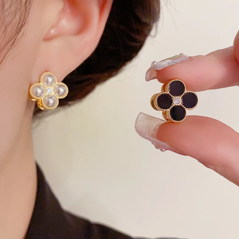 铜合金耳饰 双面四叶花耳扣时尚简约设计感百搭气质通勤耳饰E128