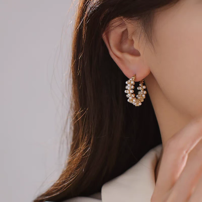 铜合金耳饰 B复古时尚耳圈气质设计感优雅港风小众百搭耳饰E1546