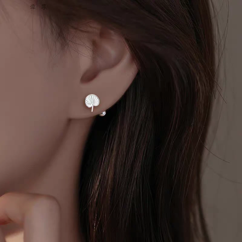 铜合金耳饰 小巧团扇螺丝耳钉简约新中式耳骨钉时尚气质耳饰E2432