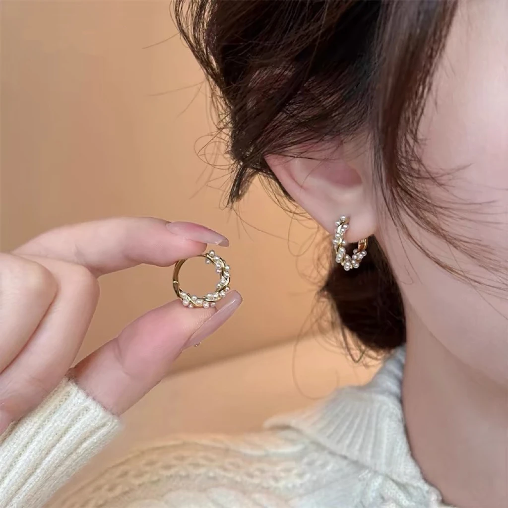 铜合金耳饰 B法式时尚高级轻奢气质耳扣复古小众小巧耳饰E048