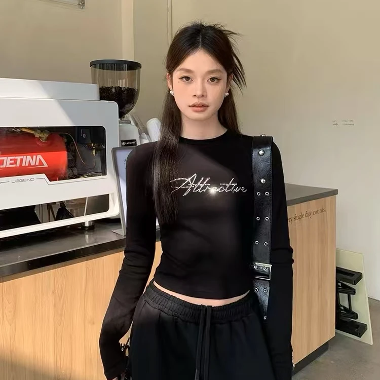 烫钻设计黑色打底衫女秋冬内搭修身韩版长袖t上衣WPL6613A