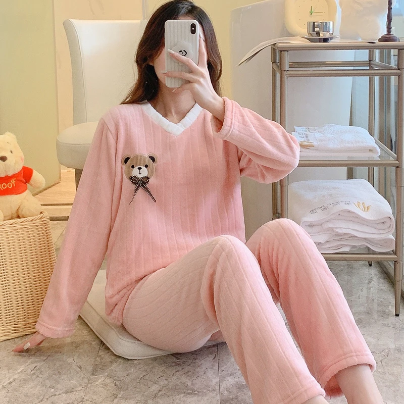 加厚保暖珊瑚绒睡衣女秋冬季加肥加大码甜美可爱长袖套头居家套装