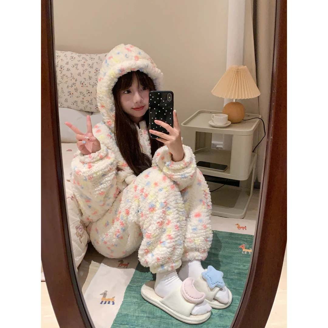 【毛绒波点】软糯糯可爱连帽睡衣女秋冬新款加厚家居服套装可外穿