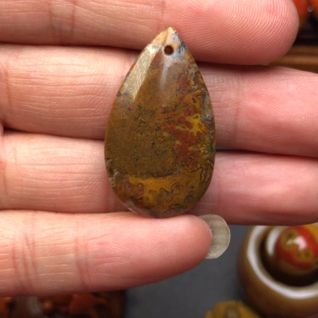 【闪购商品】玛瑙/玉髓手把件未镶嵌