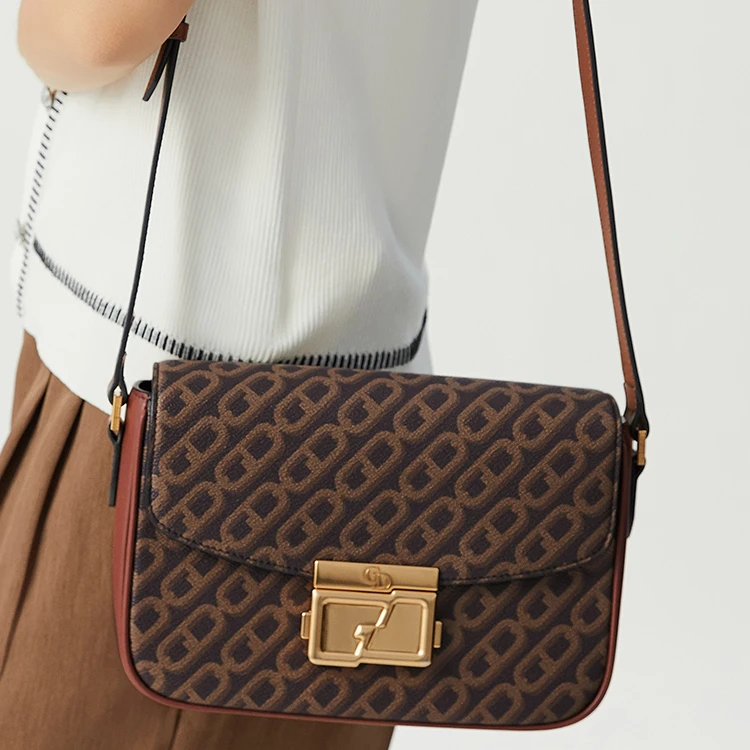 哥弟真的好女包 腋下小方包真皮时尚单肩斜挎豆腐包AB10221