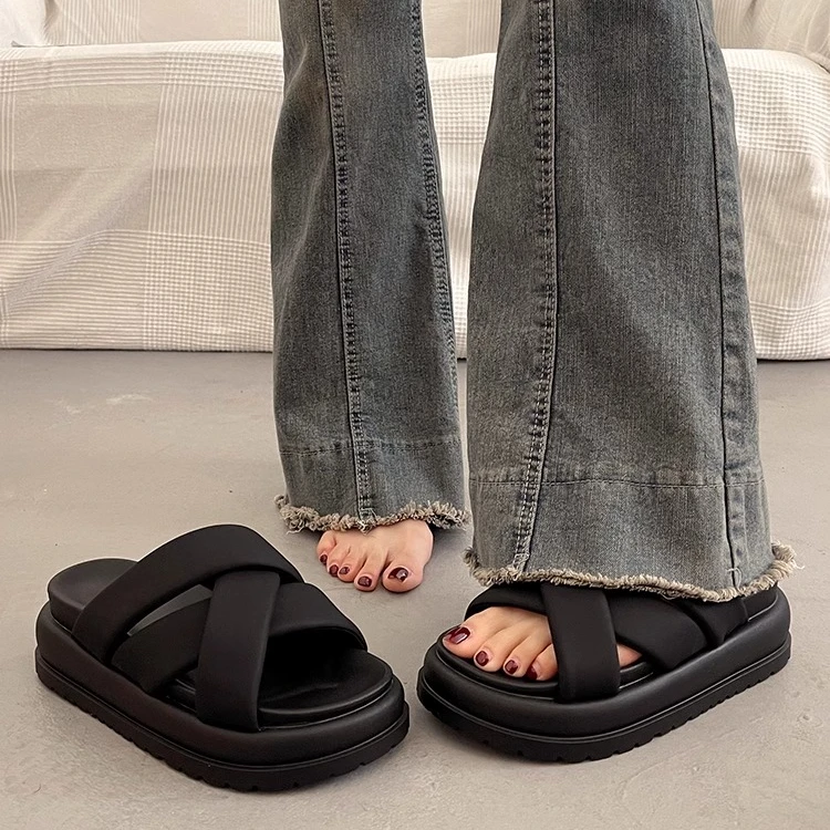 绝美厚底凉拖鞋女夏外穿时尚配裙子2024新款法式高级感外出沙滩鞋