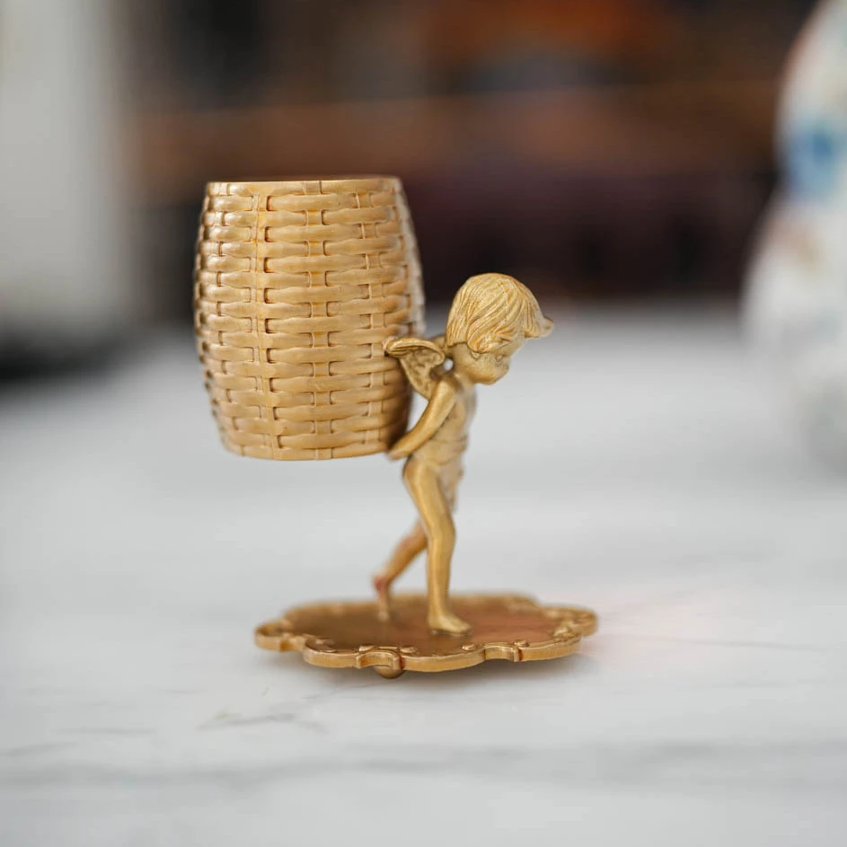 【奇居巍】 轻奢背背篓的小男孩黄铜收纳罐桌布摆件#GY