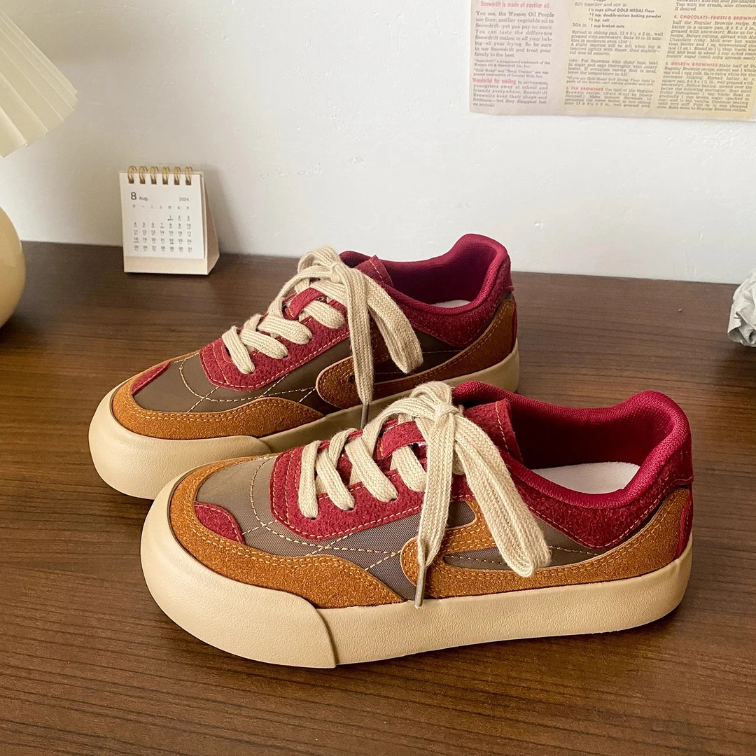 厚底板鞋女秋季新款2024爆款小众港风chic圆头休闲德训鞋