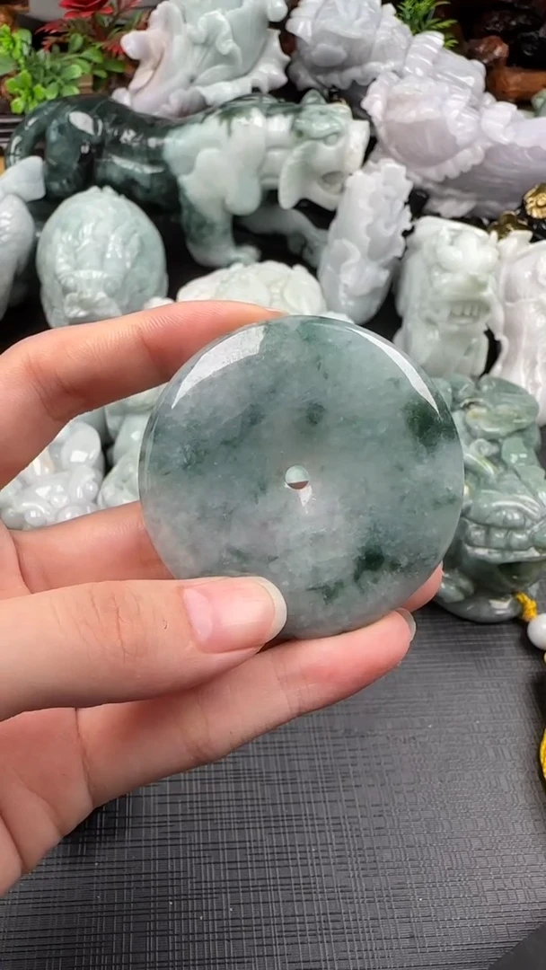 【闪购商品】翡翠挂件未镶嵌平安扣
