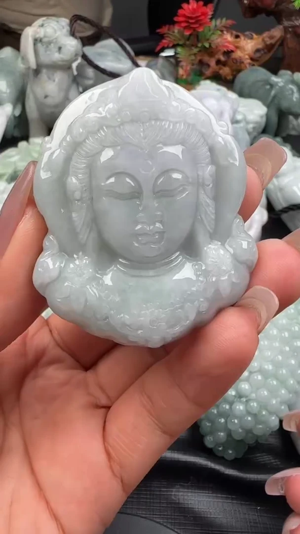 【闪购商品】翡翠挂件未镶嵌出人头地