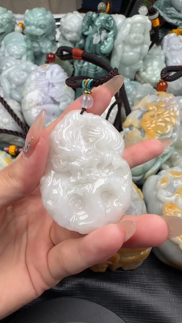 【闪购商品】翡翠挂件未镶嵌龙牌