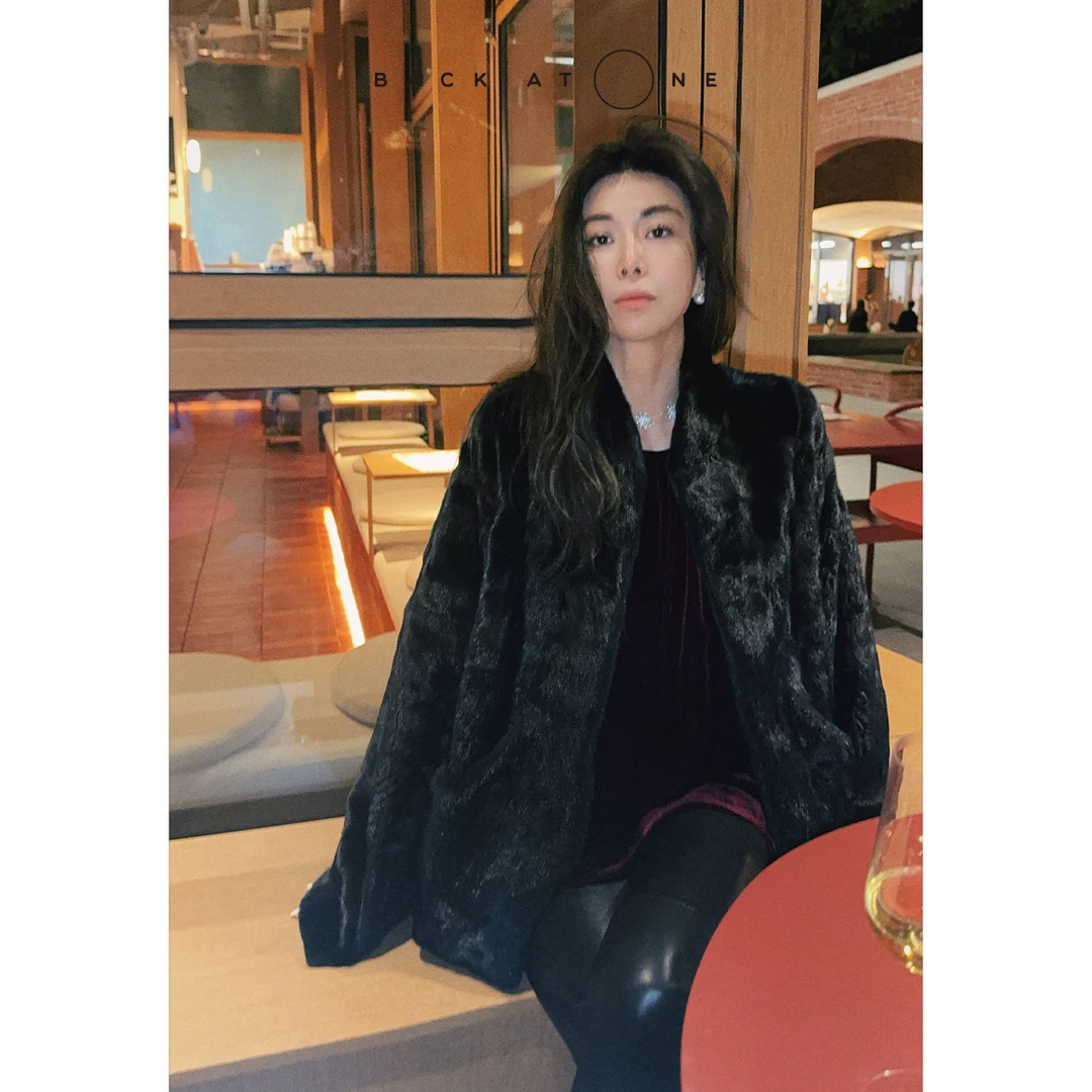 BackAtOne“宝嘉美系列-黑钻”奢贵设计感蝙蝠袖水貂 BEF-1GC330K-K