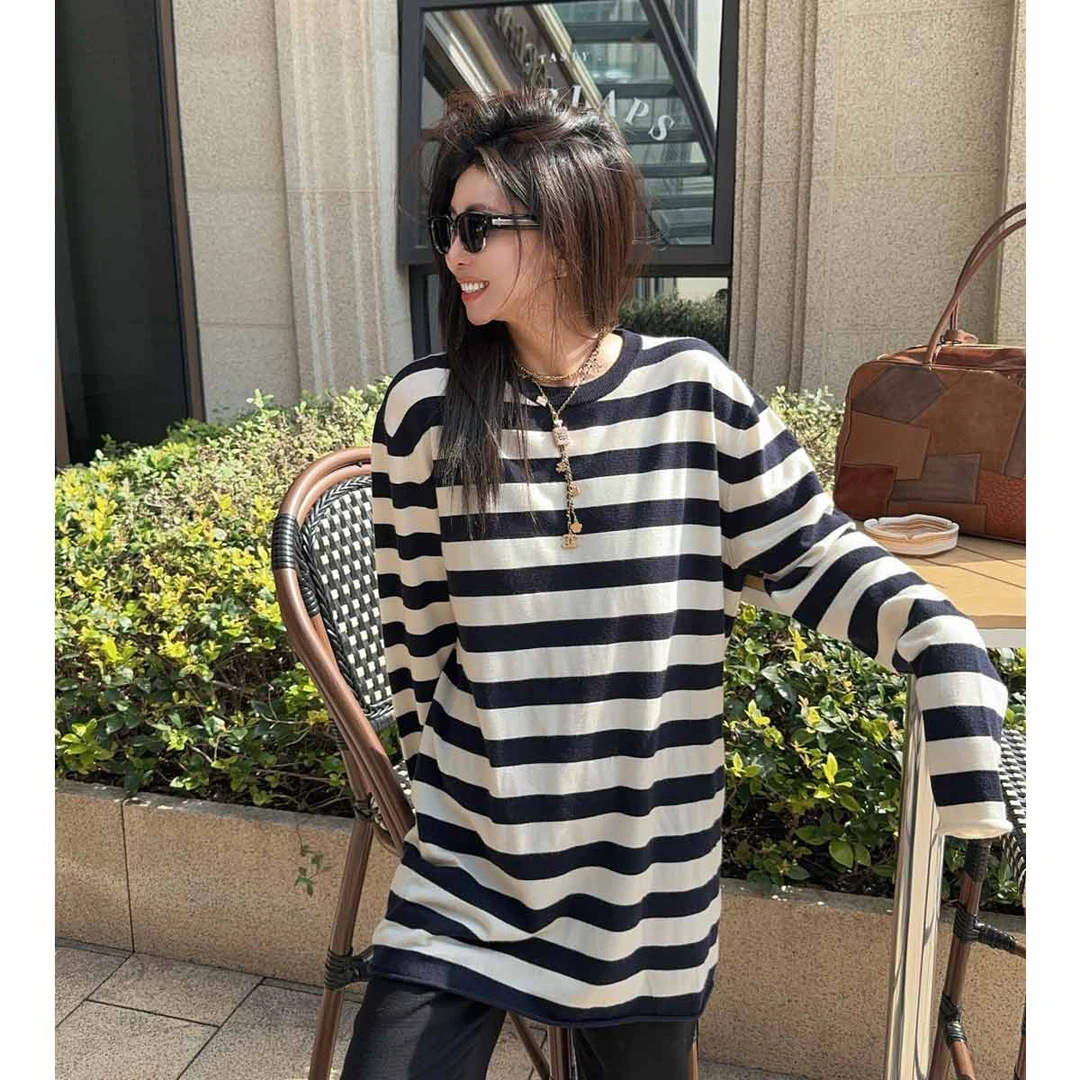 BackAtOne “时髦讯息”时尚百搭休闲条纹廓形针织衫 BEF-1AB287H-K