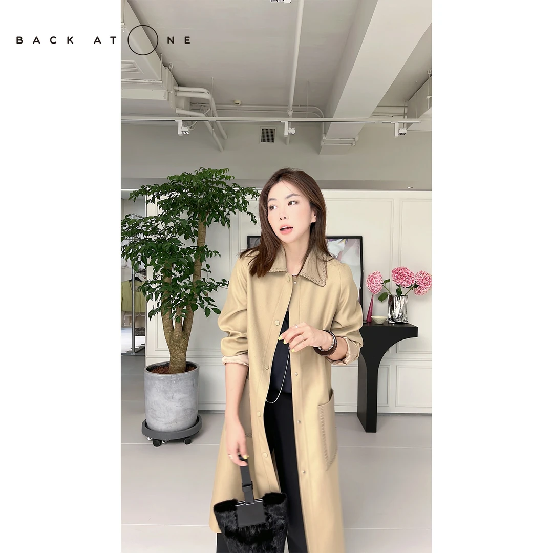 BackAtOne  时尚气质卡其色娃娃领中长款大衣风衣  BAO-22SS-C068