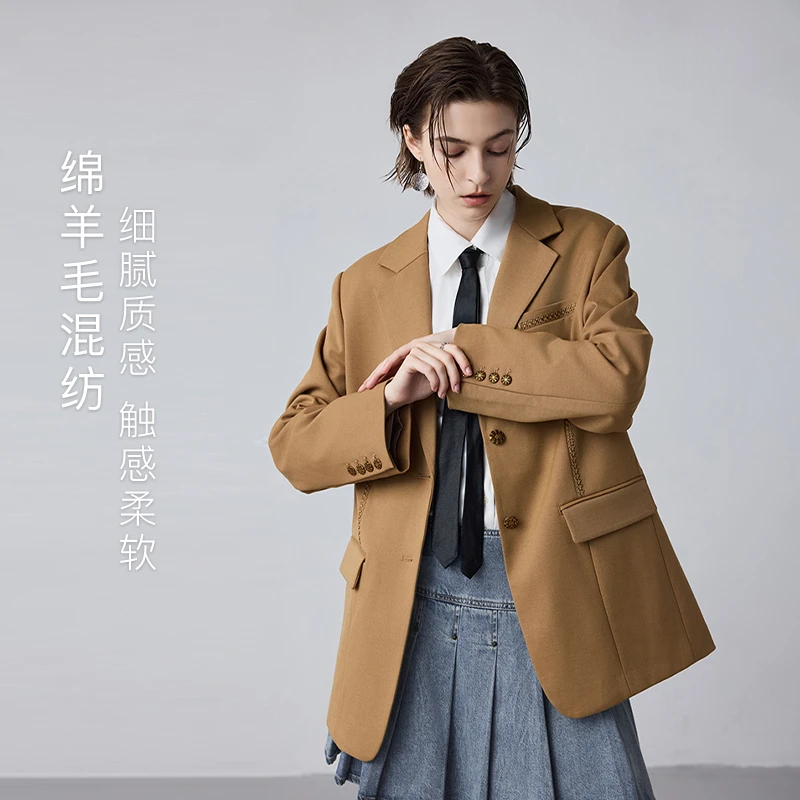 MSLAN【商场同款】绣花韩版小西装气质时尚百搭双口袋西装女MFDW194