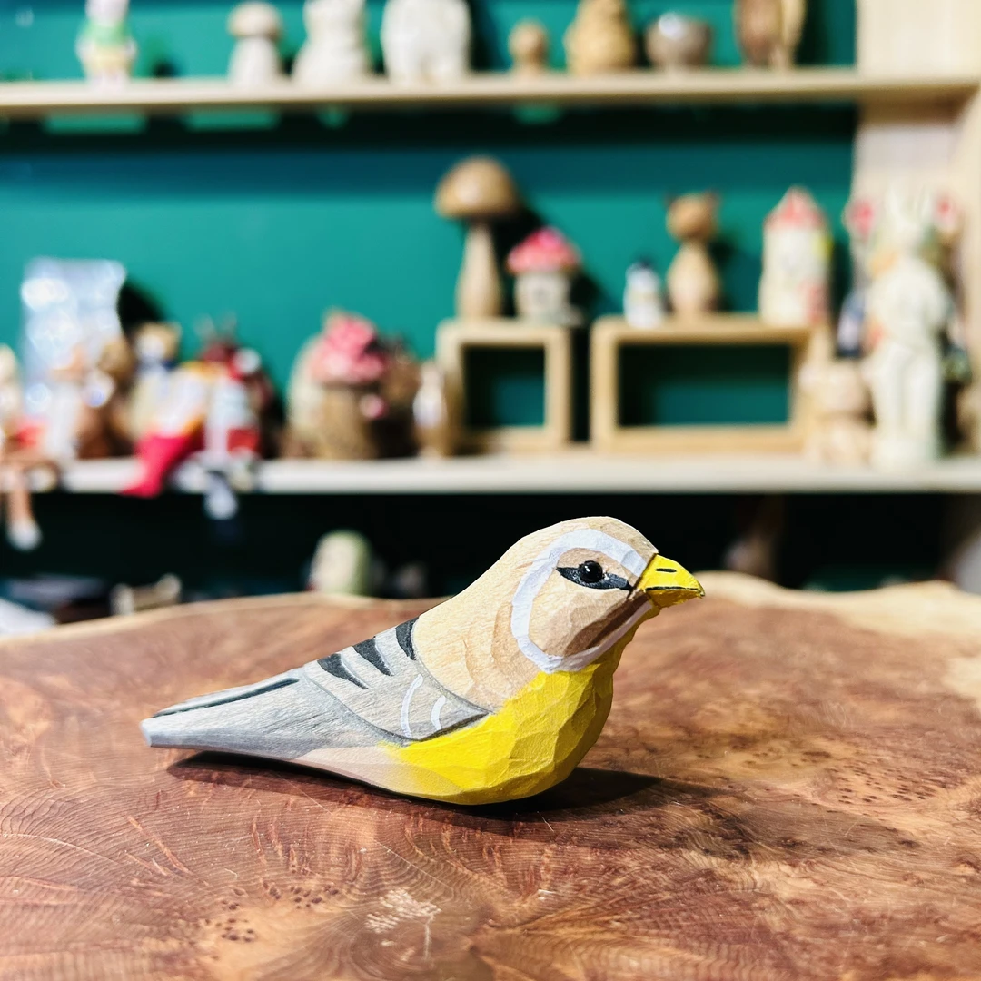 实木摆件 黄肚子鸟 509