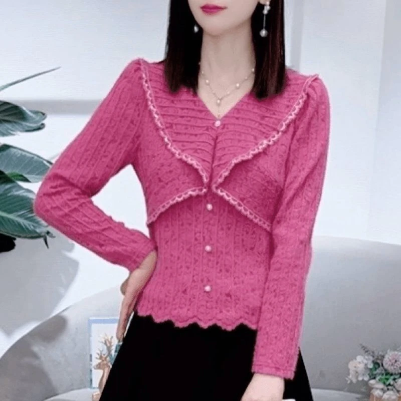 2024秋冬秋冬季新款洋气减龄修身上衣2024长袖蕾丝设计时尚打底衫