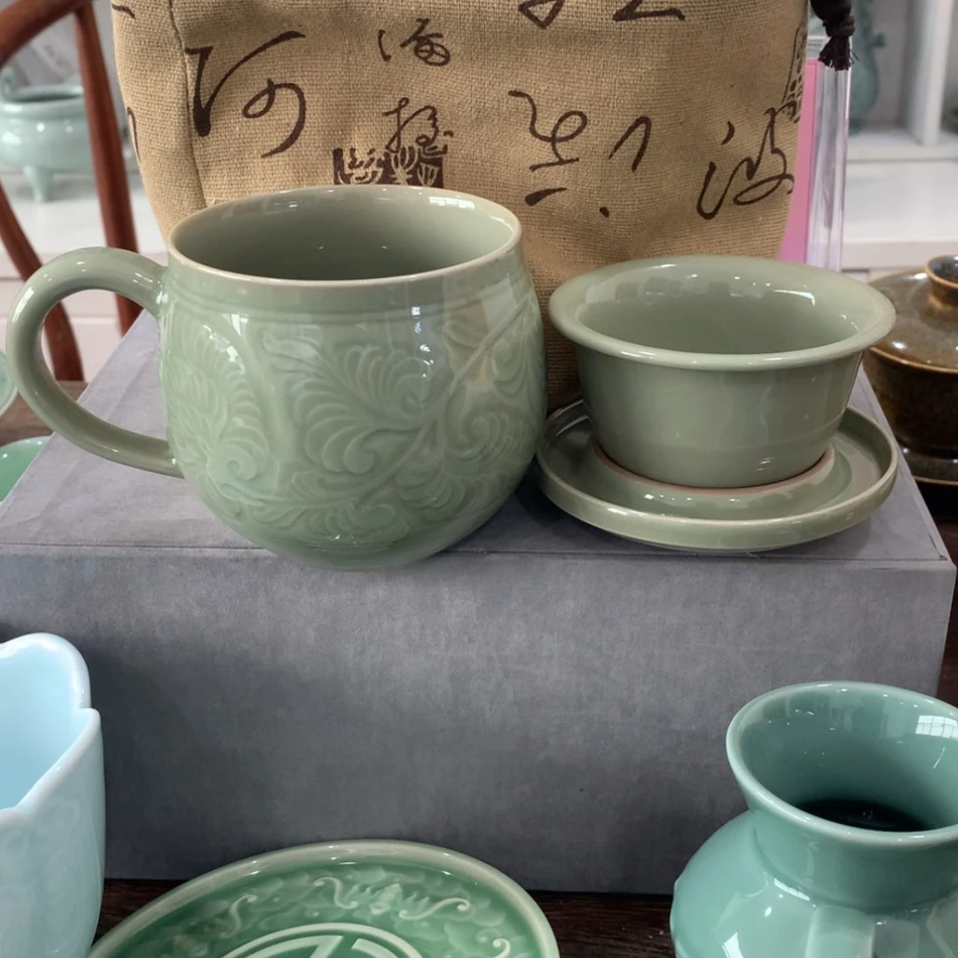 【闪购商品】青瓷的材质