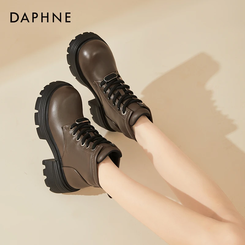 达芙妮小个子靴子女显高厚底短靴粗跟马丁靴秋冬加绒高跟靴二棉鞋