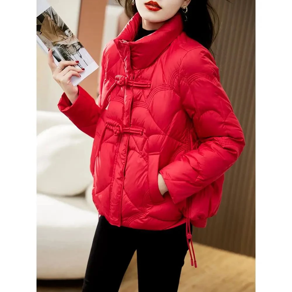 雪中飞红色轻薄短款羽绒服服女宽松显瘦冬季2023年新款小个子设计