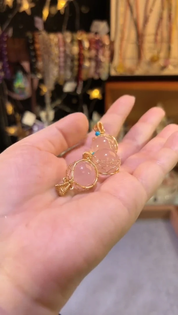 【闪购商品】水晶手链未镶嵌D068粉晶金色吊坠