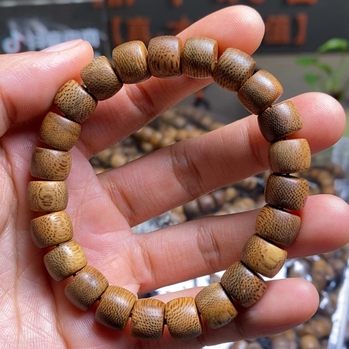 沉香手串越南芽庄绿棋楠8×10单圈