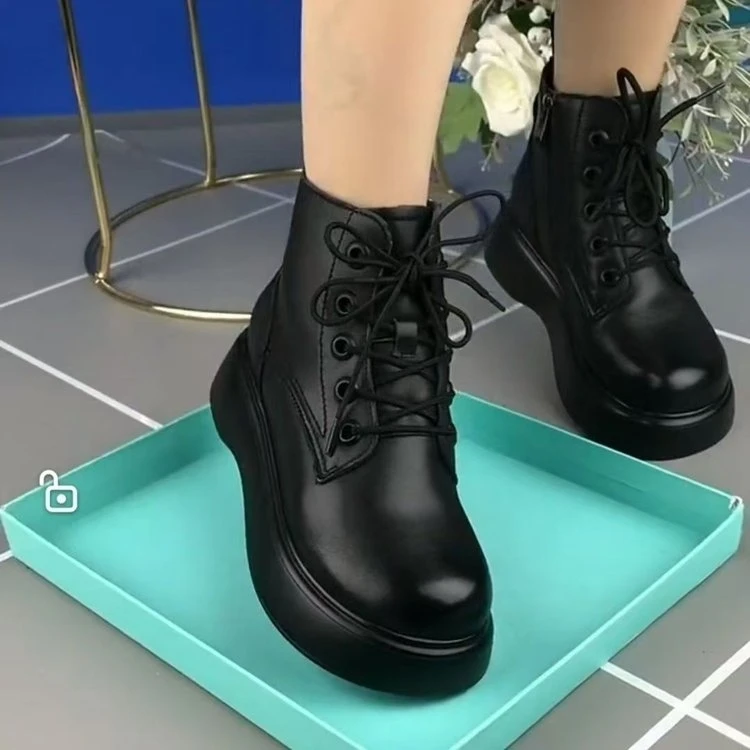 秋冬新款软皮厚底马丁圆头短靴系带轻便耐磨松糕加厚保暖平底女靴