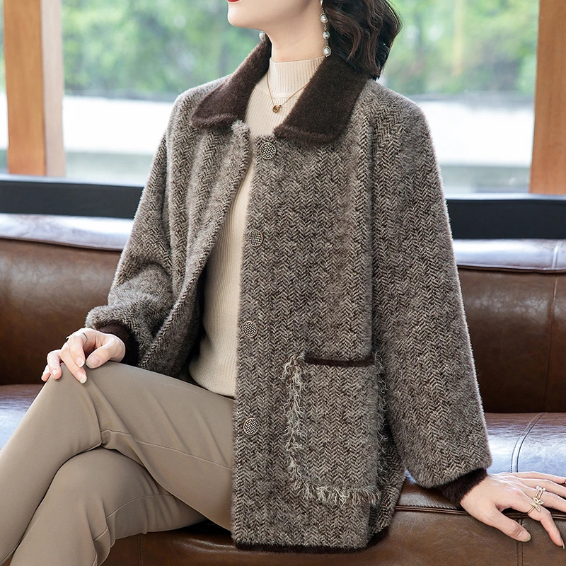 妈妈秋冬装时尚仿貂绒洋气上衣服2024新款中老年女装冬季加厚外套