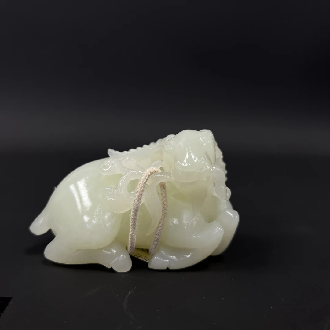 清代/和田玉羊脂白玉羊衔麦穗/把件【缘旭典藏饶隽】