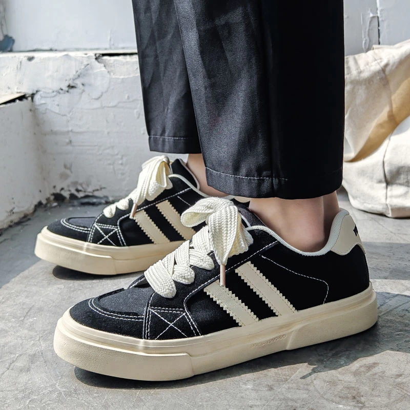 米色低帮男女同款港风休闲系带百搭2196青春潮流时尚学院小众板鞋