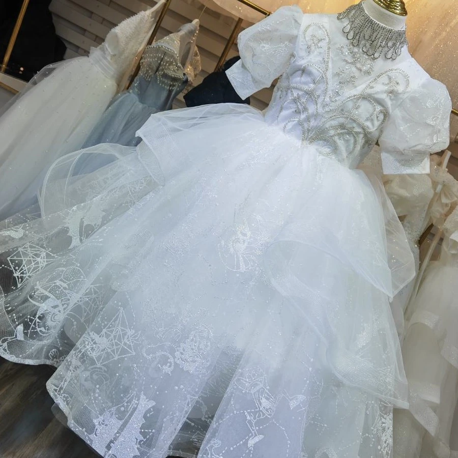 2023年新婚礼服新款热卖中