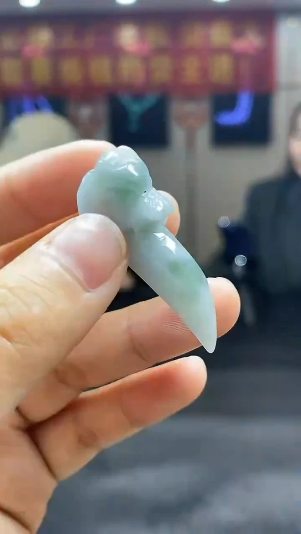 【闪购商品】翡翠吊坠(不含链)未镶嵌*4