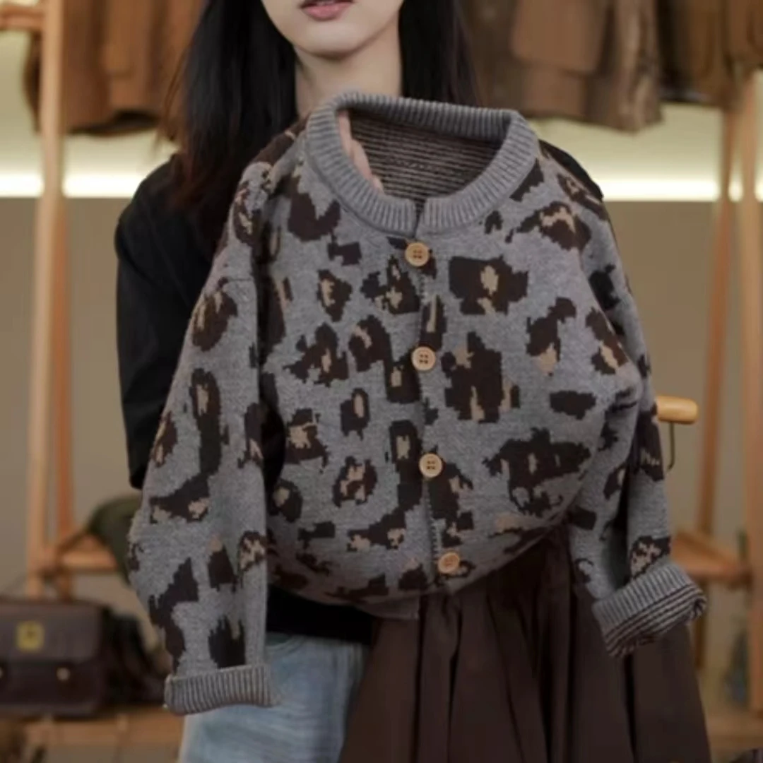 【派町】春秋季儿童韩版百搭洋气休闲复古时尚豹纹针织毛衣