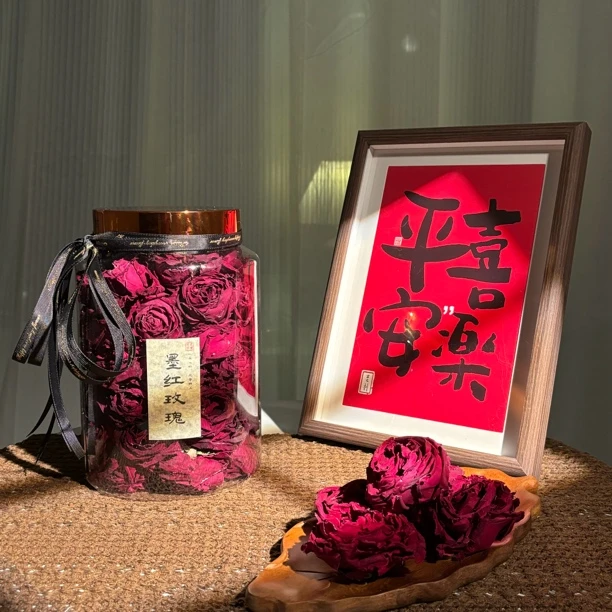 【冻干墨红玫瑰】云南大朵冻干墨红玫瑰花茶含花青素玫瑰精油