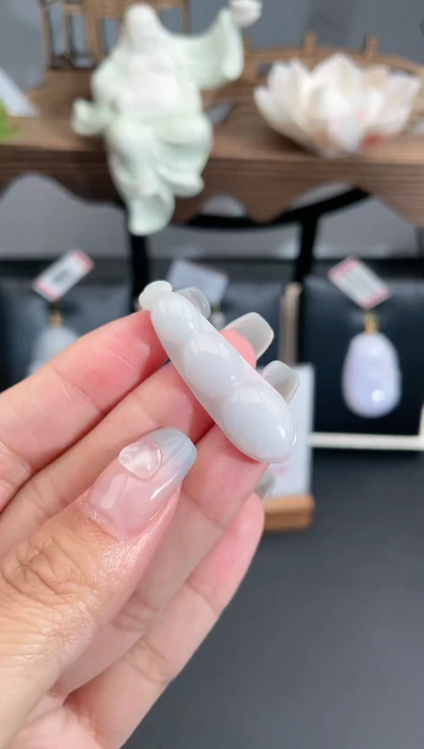 【闪购商品】翡翠颈饰未镶嵌16906