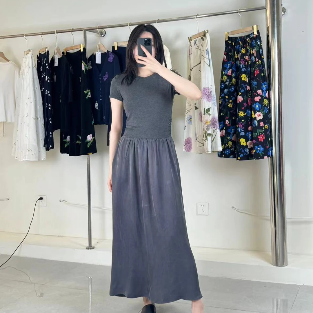 『朱小姐』“爆款必入”砂洗雾面拼接天丝铜氨丝连衣裙 E875