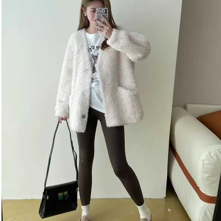 【通江恒宣】C48817气质时尚百搭加厚秋冬皮毛一体外套