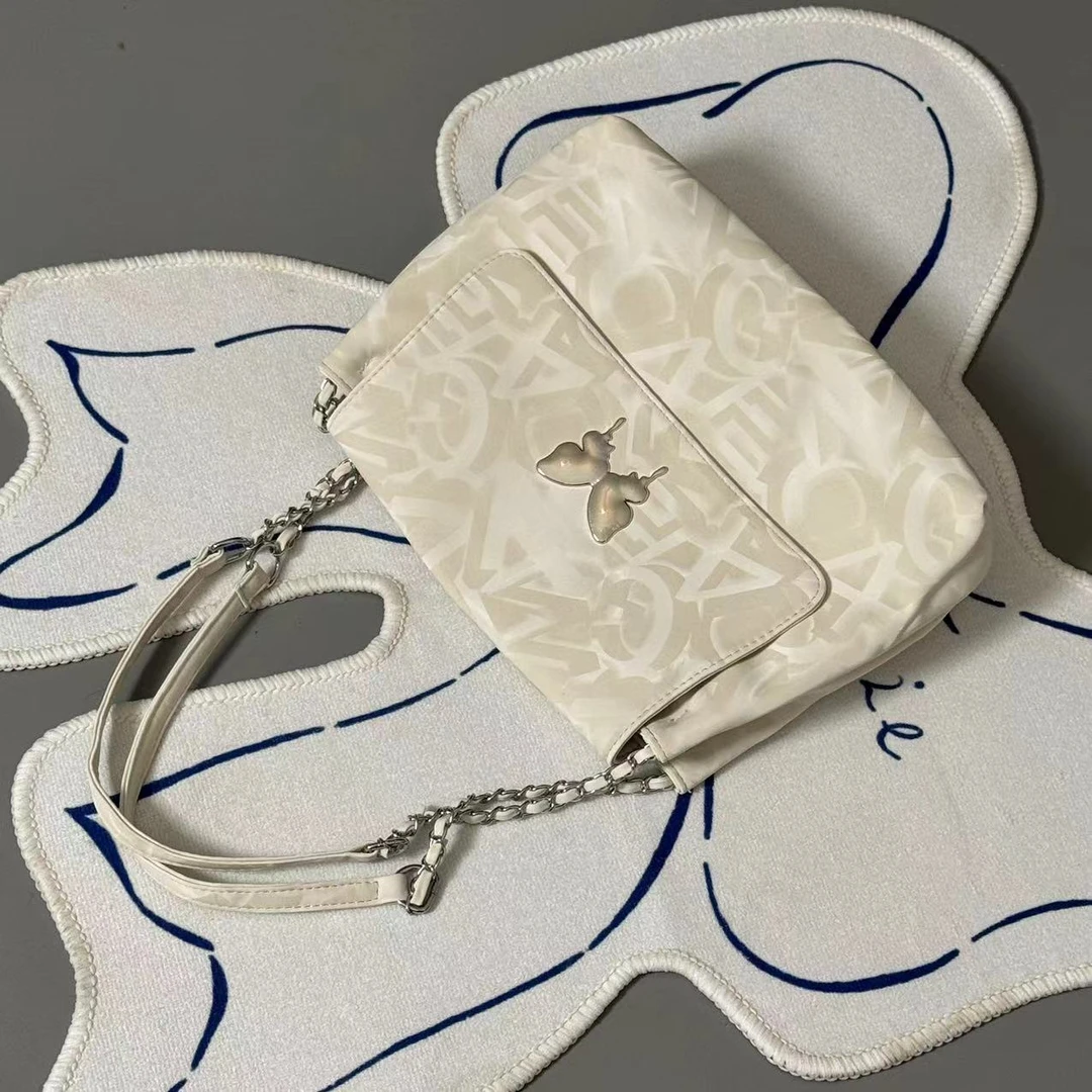 一张同学小众百搭蝴蝶单肩包Y89白