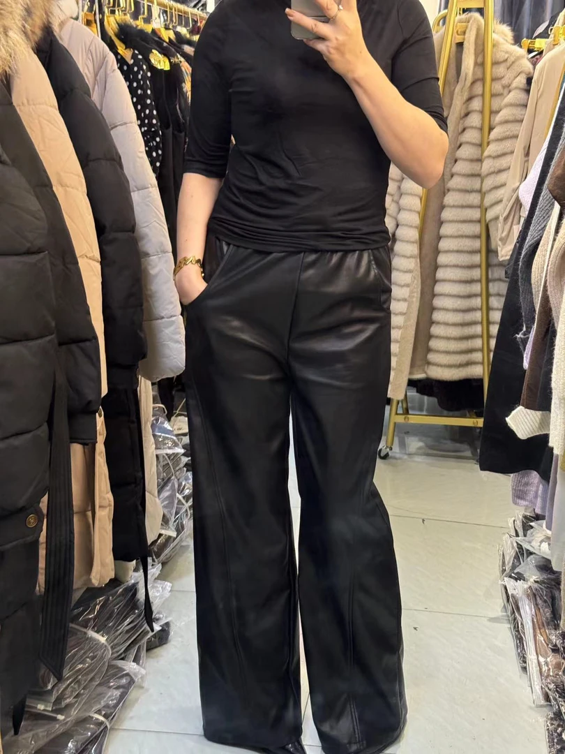 【玉热姆服饰】皮裤