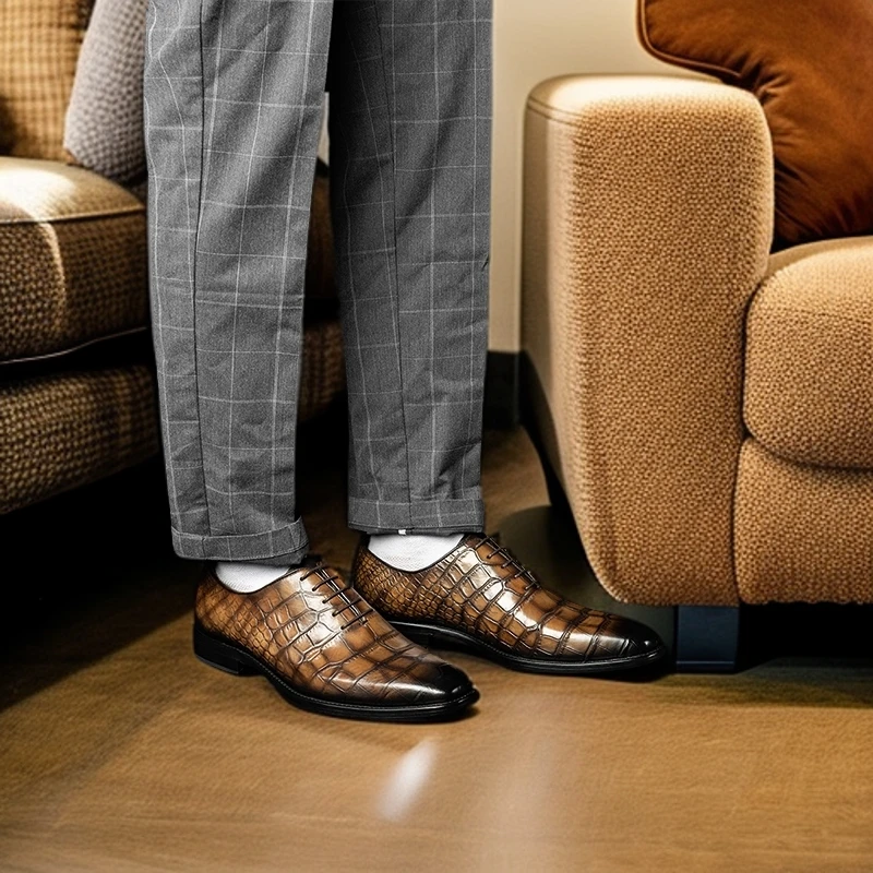 男士正装商务真皮一片式小方头纯手工鳄鱼纹压花牛津皮鞋婚鞋棕色